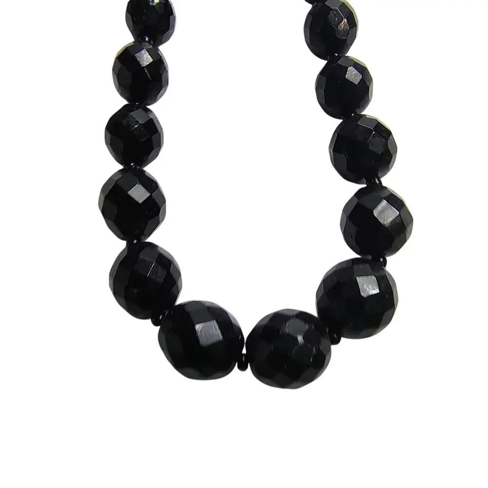 Black Beveled Glass Beaded Vintage Single Strand Necklace Spring Clasp Closurep